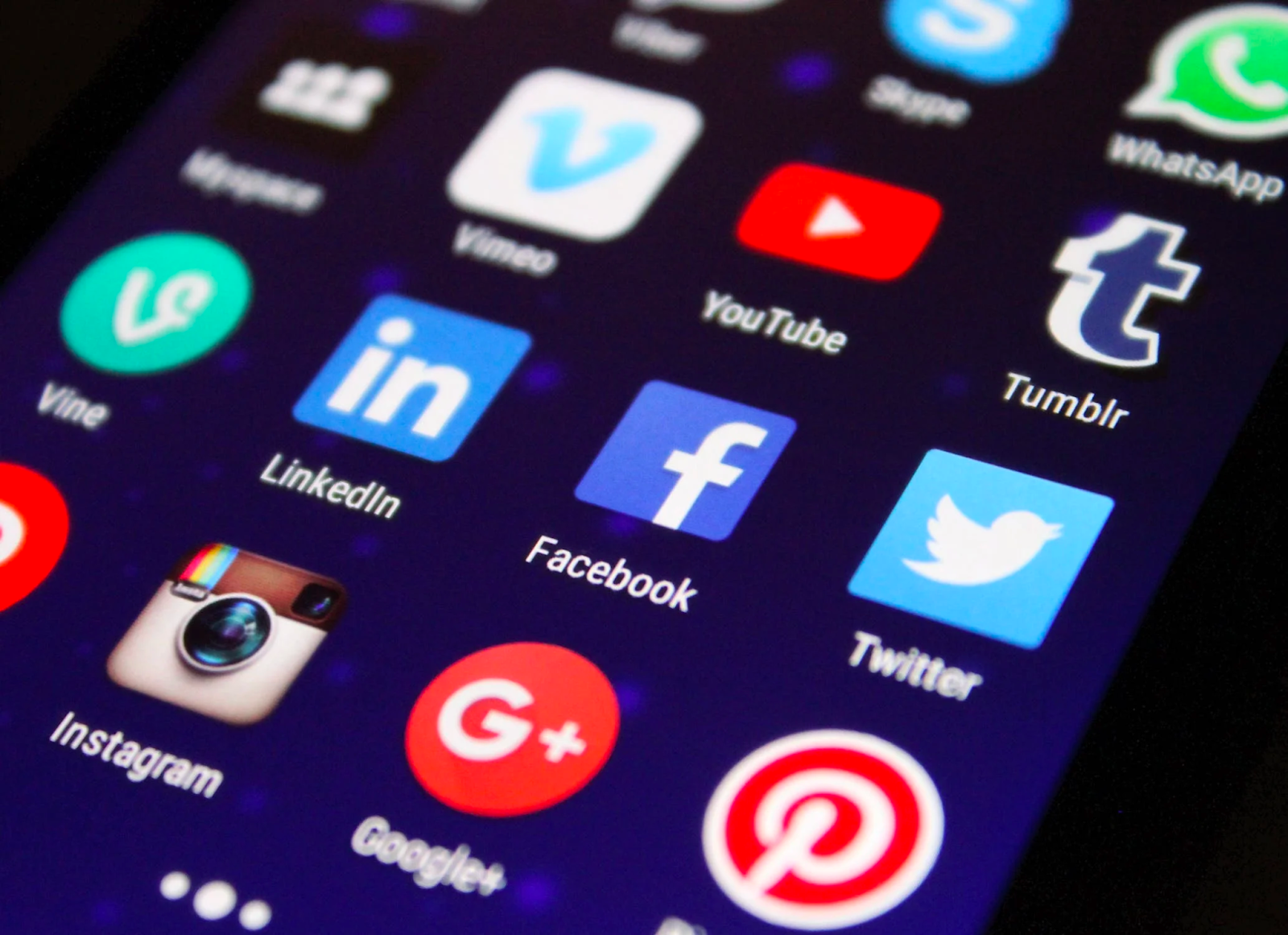 Sole Proprietorship vs LLC: Which is Better for App Developers?